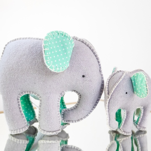 NWT Land Of Nod Unforgettabke Elephants Set - Picture 10 of 10